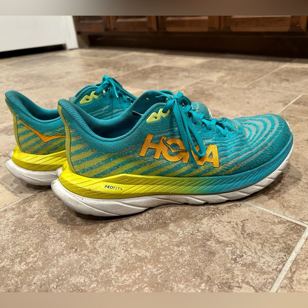 HOKA Mach 5